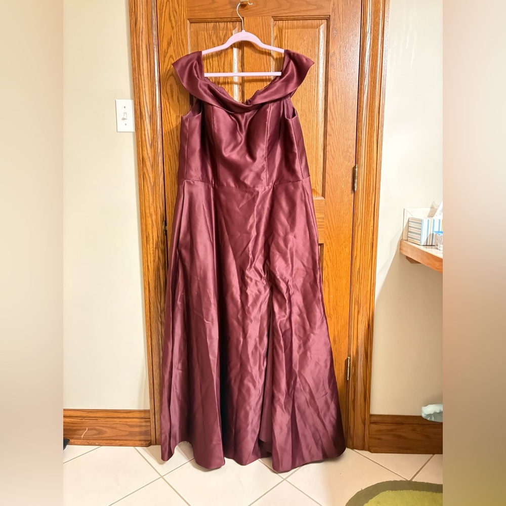 Burgundy bridesmaid dress with pockets, but can be used as a prom dress!